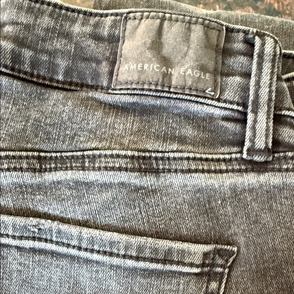 American Eagle Outfitters Women's Black washed Jegging size 0R